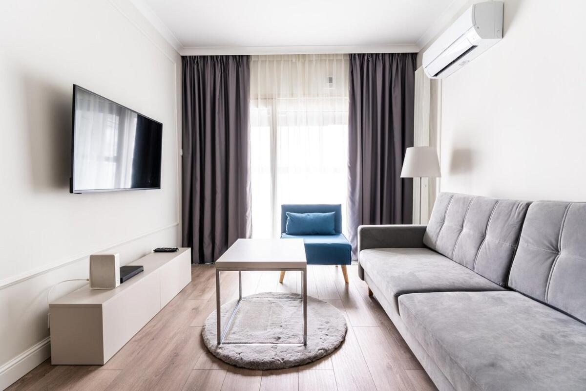 Urban Chic - - Mennica Apartament Warszawa